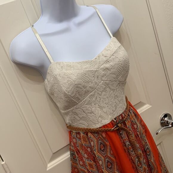 AUW XL Ivory Lace Bra Stretchy Top Spaghetti Strap Leather Belt Handkerchief Hem - Picture 5 of 11